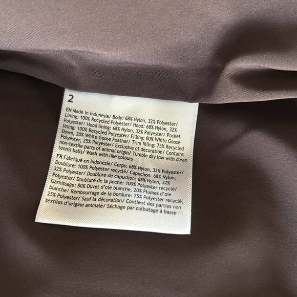 Wunder Puff Cropped Vest - Picture 12 of 13